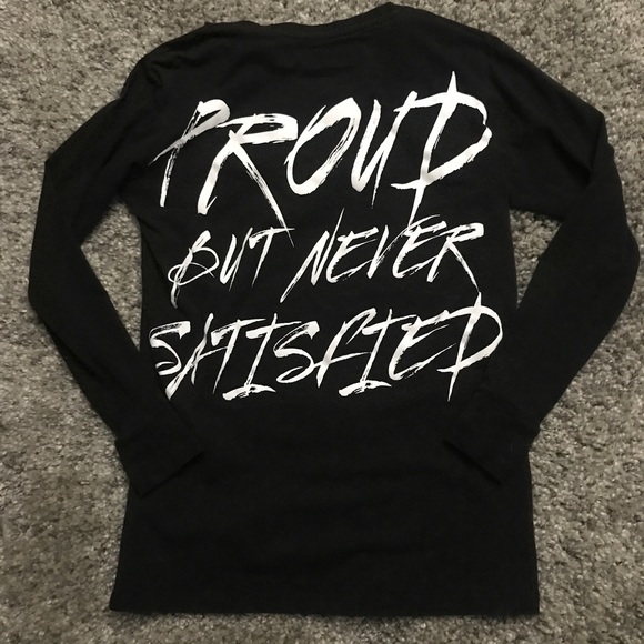 Proud But Never Satisfied NWT Medium Alphalete Athletics Performance Fit Shirt